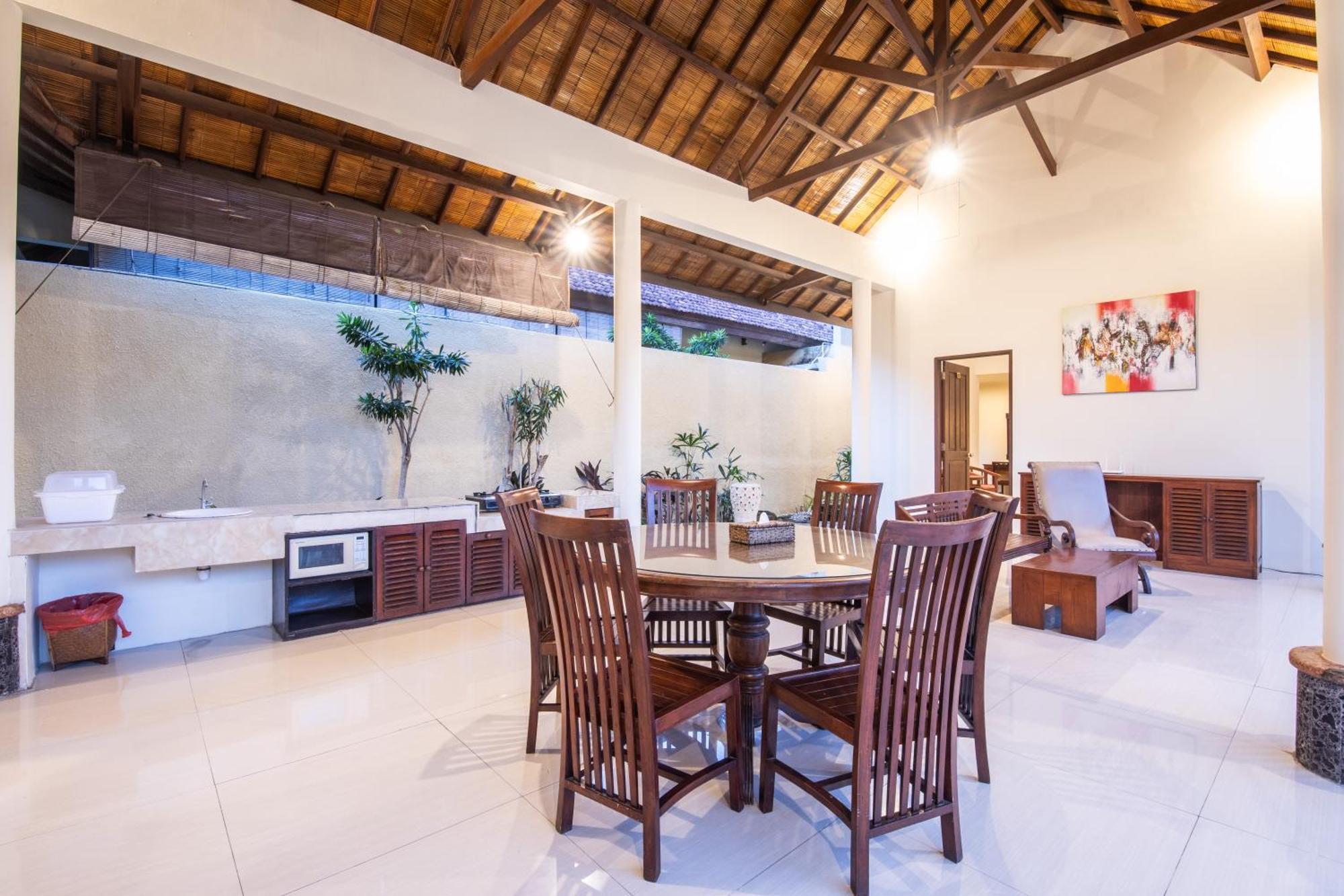 Putri Bali Villa Seminyak (Bali)